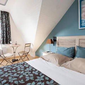 Logis Beauséjour Hotel